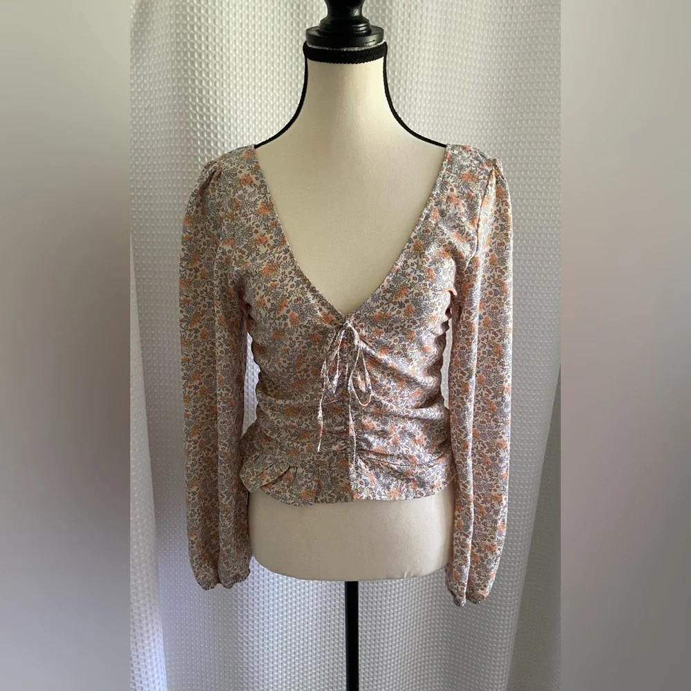 ‎ H&M Floral V-Neck Drawstring Blouse Stretch Back Ruched side small - Picture 2 of 9